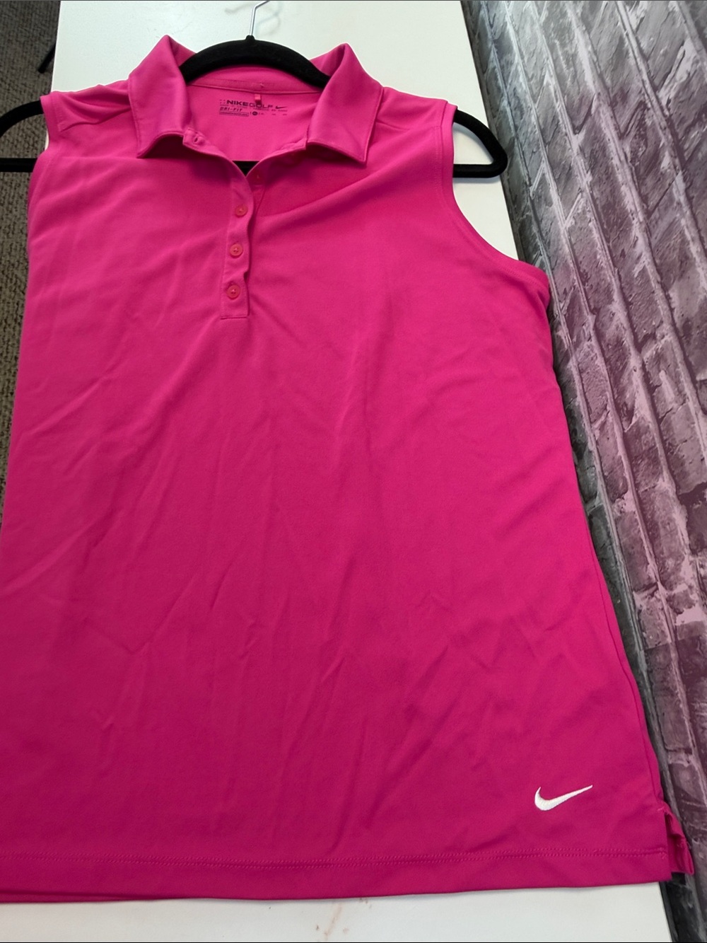 Nike Golf Women’s Pink Sleeveless Polo Tank - Picture 7 of 8